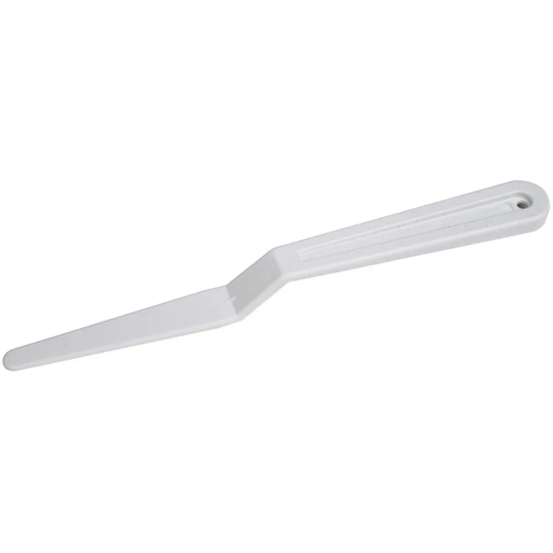 The Crafter’s Workshop Plastic Palette Knife